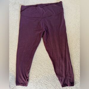 Athleta Elation 7/8 Tight in Deep Burgundy